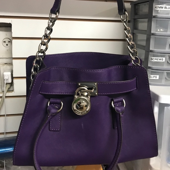 Michael Kors Handbags - Michael Kors Hamilton Tote Purse Purple